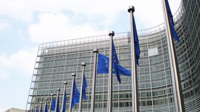 ЕК иска удължаване на временната закрила за украинците, избягали от войната