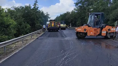В разгара на летния сезон: Започва ремонт на пътя Слънчев бряг - Обзор