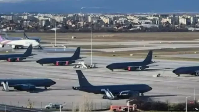 Министърът на отбраната: Мисията на американските самолети в България приключи