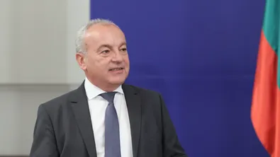 След заседанието на Тристранния съвет: Критики, препоръки и резерви