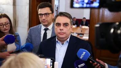 Асен Василев с нови критики към проекта за Бюджет 2026