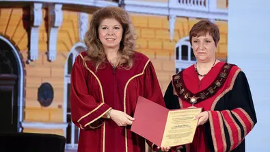 Илияна Йотова бе удостоена с почетното звание "Доктор хонорис кауза" на БАН