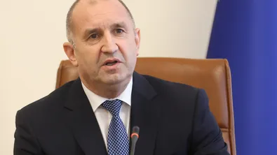 Румен Радев: Откриваме горещ телефон за сигнали за корупция