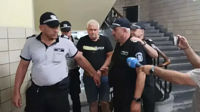 „Мислех, че мантинелата ще ме спре“: Шофьорът на камиона проговори за трагедията с трите жертви на АМ „Тракия“