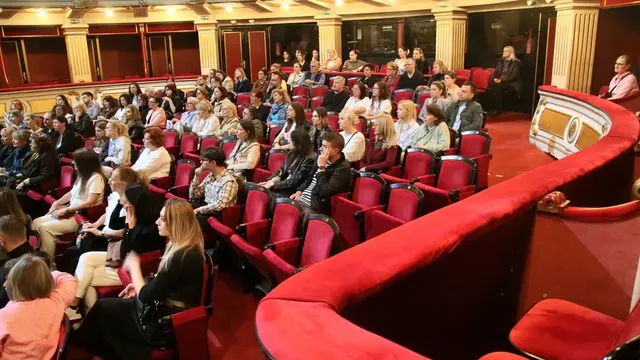 Рекорден сезон за Народния театър: Над 111 000 зрители и 614 представления
