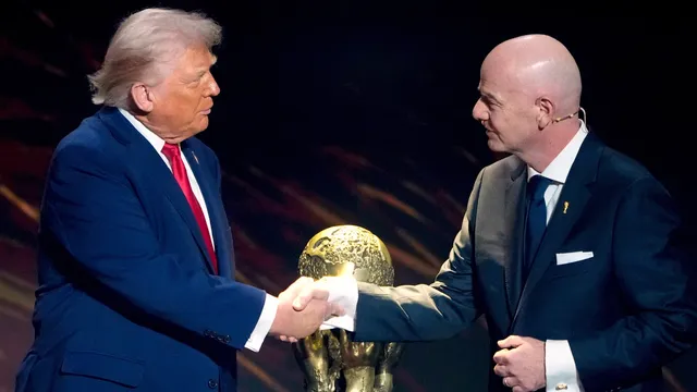 Футболната общественост скочи на ФИФА заради случая "Балогун"