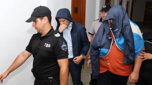 Служител на ВиК е подал сигнала, довел до акцията на ГДБОП в Бургас