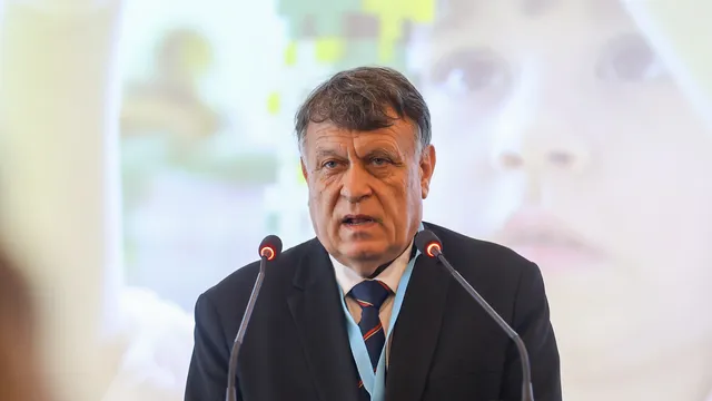 Министър Вълчев: Резултатите от матурите отразяват обективната картина на образованието ни - то не е добро