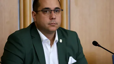 Столична община отне строителните правомощия на кмета на „Връбница“