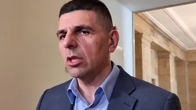 Мирчев: Опитите на Радев да представи замразяването на "Боташ" като стратегически пробив изискват отговори