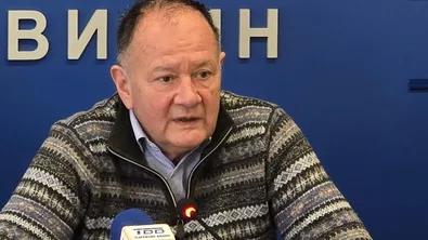 Михаил Миков: Заселвани хора, станали "важни" само по избори, мислят, че са над закона
