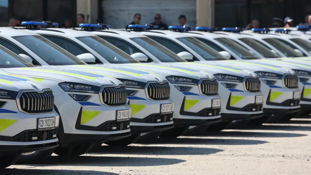 Ново попълнение в МВР: Полицията получи над 200 нови автомобила