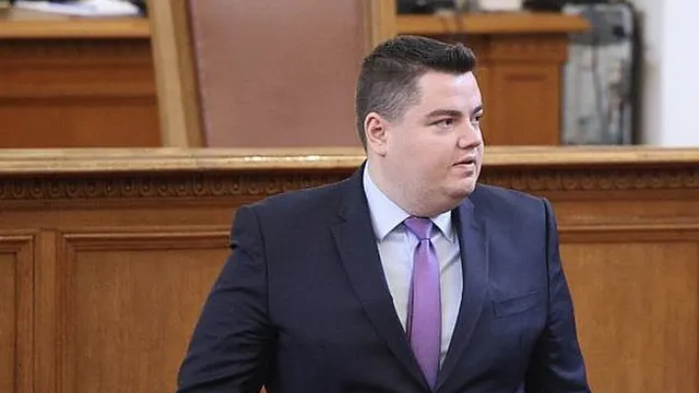 Стою Стоев: Ако се докаже, че Десислава Атанасова е летяла с Делян Пеевски, тя трябва да подаде оставка