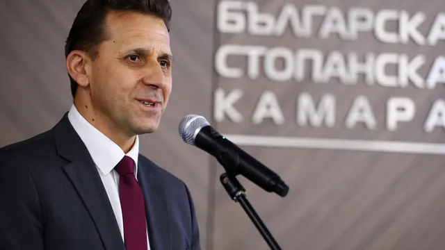 Зам.-министър Темелков: „Мини Марица-изток“ оцелява с кредити от БЕХ, все едно живее с бързи заеми