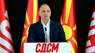 Опозицията в Северна Македония: Страната е заложник на неспособността на Мицкоски да се справи с членството в ЕС