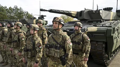 От Асеновград до НАТО: Българска фабрика шие униформи за армии от цяла Европа