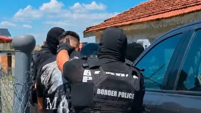 Разбиха схема за кражба на коли от Германия: Задържани са организаторът и „мулетата“