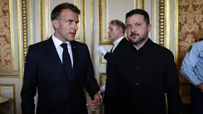 Макрон: Франция ще прехвърли на Украйна 16 изтребителя Rafale, радари и ракети