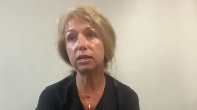 Майката на убития в катастрофа Филип: Завъртат знаците за пешеходна пътека, да не ги виждат шофьорите