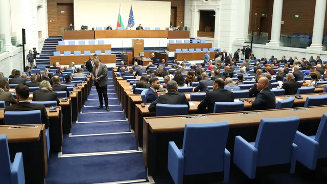 С подкрепата на ДПС: Бюджет 2026 мина на първо четене въпреки острия отпор на опозицията