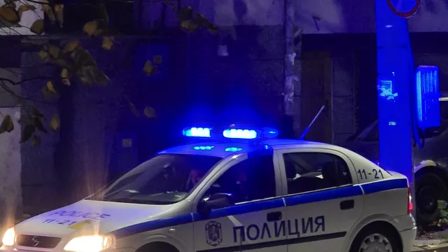 Двама младежи останаха без книжки след незаконна гонка в София