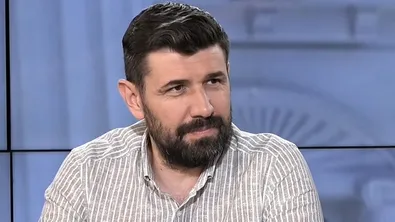 Политика на две скорости: кой говори от името на България?