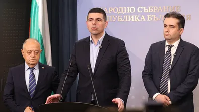 ДБ поиска спешно заседание на КСНС заради позицията на България за Украйна