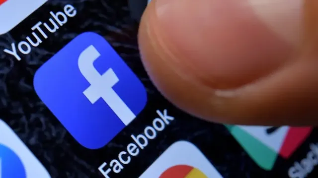 Глобален срив във Facebook: Хиляди потребители останаха без достъп до платформата