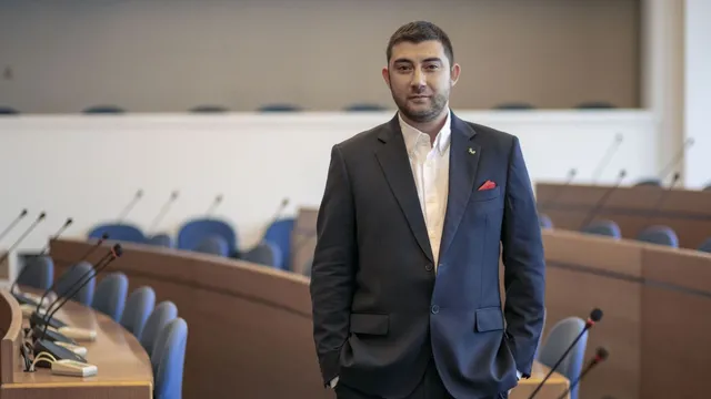 Карлос Контрера сезира прокуратурата за обществената поръчка за 42 автобуса в София