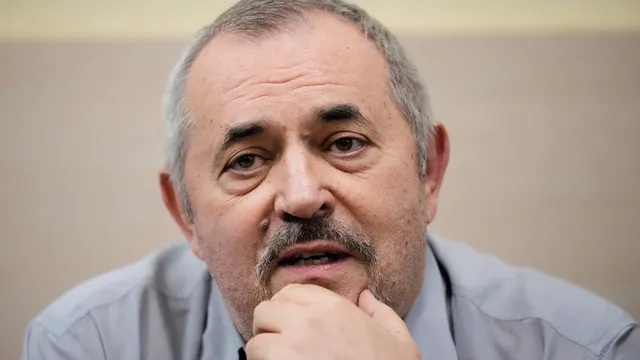 Руски опозиционер се отказа от участие в изборите заради „съдебни спънки“