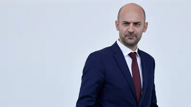 Франция предупреди Иран за последствия след задържането на служители на посолството ѝ