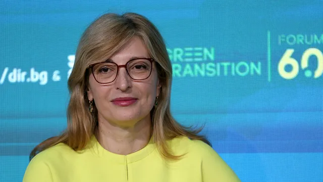 Еврокомисарят Екатерина Захариева идва за среща с Румен Радев и Илияна Йотова