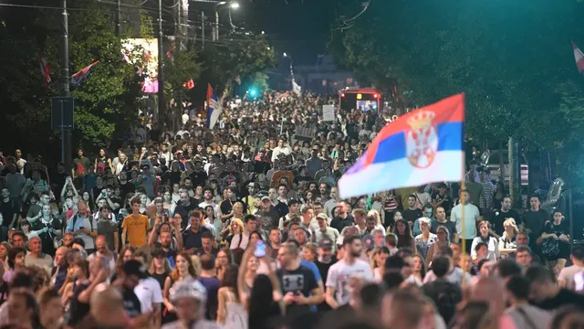 Интерпол отказа да издири сръбски активисти, обвинени "в заговор срещу държавата"