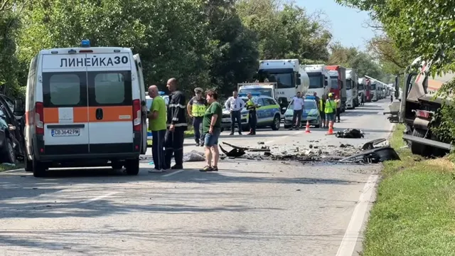 Четирима загинаха при тежката катастрофа на пътя Русе - Бяла