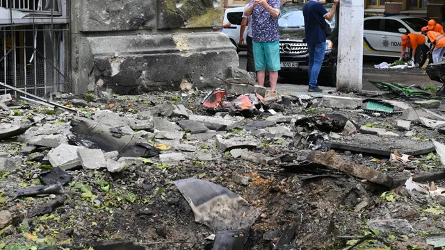 Руски удари в Украйна раниха жена и дете
