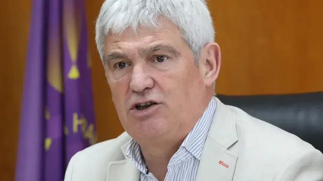 КНСБ поиска Бюджет 2026 да стигне до Конституционния съд