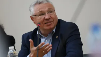 Шаламанов: Няма засилен риск заради разполагането на самолети на САЩ у нас