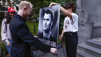 Активистът Чарли Кърк е убит заради политическите си възгледи, твърди прокуратурата