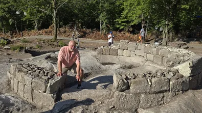 Откриха каменен мавзолей в Перперикон