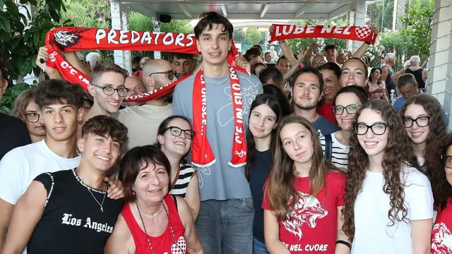 В Италия луднаха по Симеон Николов