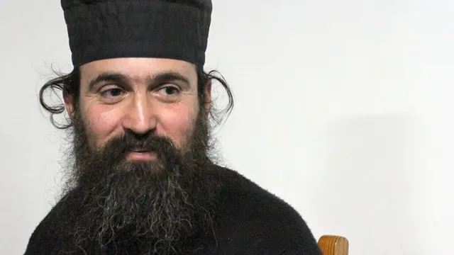 75 свещеници подкрепиха патриарх Даниил, наказал архимандрита, приютил украински деца