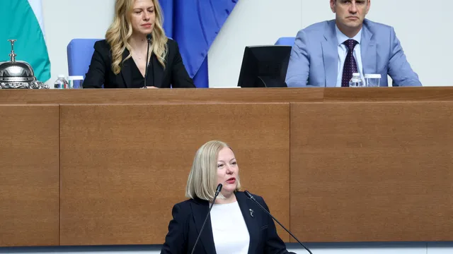 ДБ поиска оставката на Иво Христов: Да води проруската си пропаганда без институционален щит