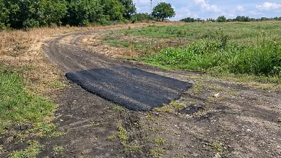 Асфалт за поляната, но не и за дупките: Ремонт на пътя Ямбол – Средец