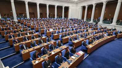 Парламентът заделя до 86 000 евро за кафе, чай, бонбони и ядки