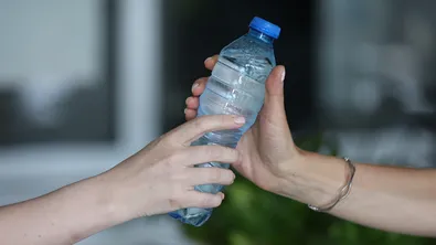 Столичната община и БЧК ще раздават безплатна вода заради жегата