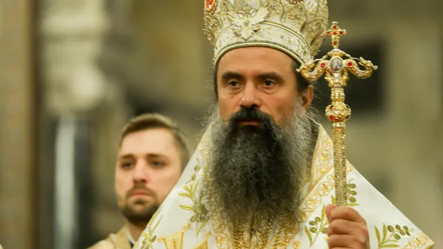 Патриарх Даниил благославя водите на България при Седемте рилски езера