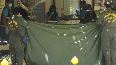 Двама загинали при стрелба в училище в Тайланд