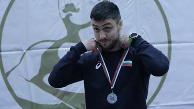 Дейвид Димитров е отстранен от националния отбор заради допинг
