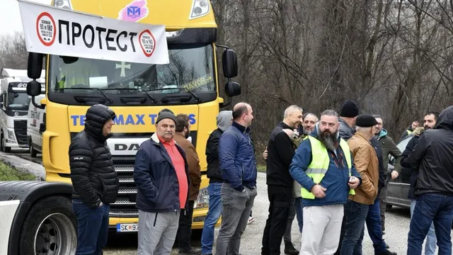 Балканските камиони вдигат бариерата: превозвачите готвят блокада на границите заради Брюксел