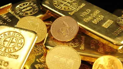 Златото може да удари $5000 за тройунция: UBS вижда нов скок на благородния метал